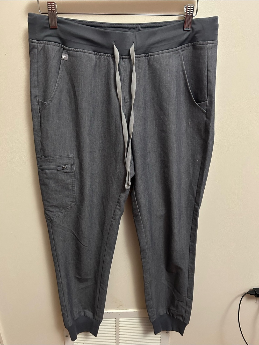 Figs Gray Zamora Women's Jogger Scrub Pants